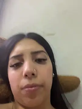 lulizoee online show from October 2025 06:20:01 PM