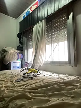 lulizoee online show from September 2025 06:43:02 PM