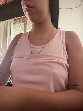 lulizoee online show from October 2025 05:46:02 PM