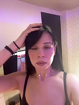 MadameDesade online show from May 2026 08:51:01 PM
