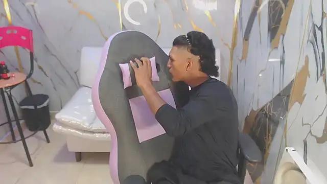 bull cam online show from September 2025 05:34:01 PM