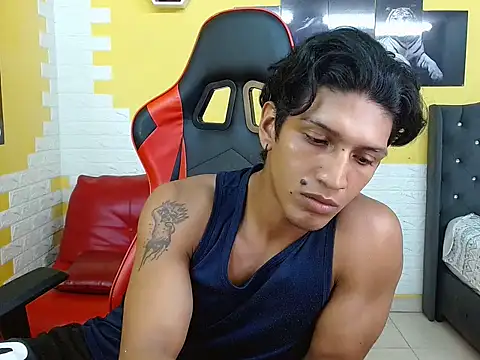 bull cam online show from December 2025 01:39:01 AM