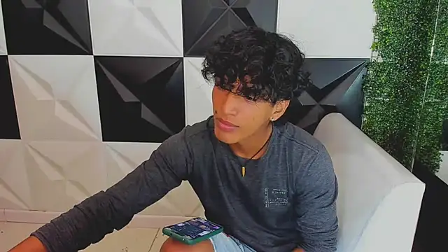 bull cam online show from October 2025 06:42:02 PM