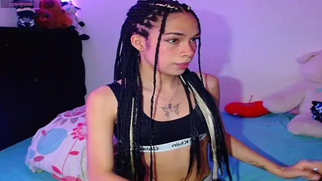 NathaliaPaz  online show from May 2026 11:03:01 AM
