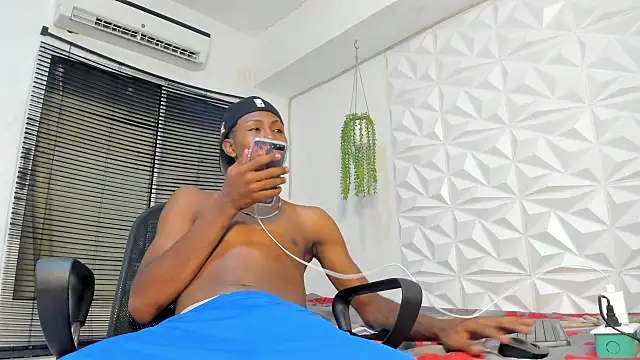 Jax Maliq online show from September 2025 02:22:02 AM