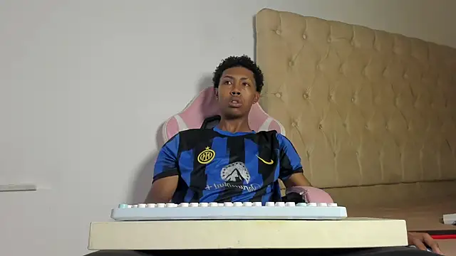 Jax Maliq online show from May 2026 02:59:02 PM