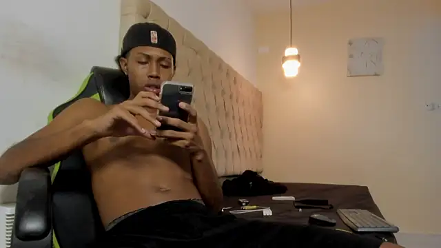 Jax Maliq online show from October 2025 11:03:02 PM