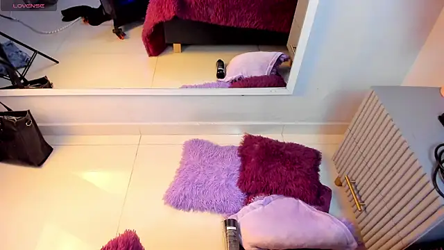 Mia Valentine  online show from March 2026 08:15:02 PM