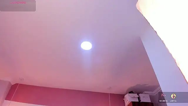 Mia Valentine  online show from November 2025 07:29:02 PM