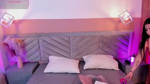 Mia Valentine  online show from October 2025 10:41:02 PM