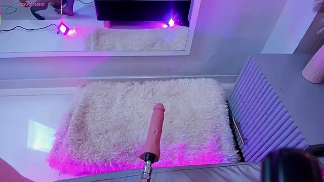 Mia Valentine  online show from November 2025 08:12:01 PM