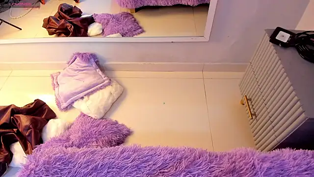 Mia Valentine  online show from March 2026 07:19:01 PM