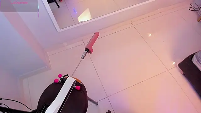 Mia Valentine  online show from November 2025 10:24:01 PM