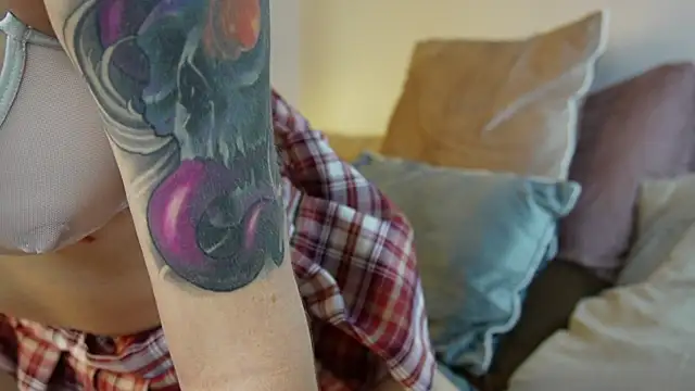 Takopi  online show from December 2025 02:23:02 AM