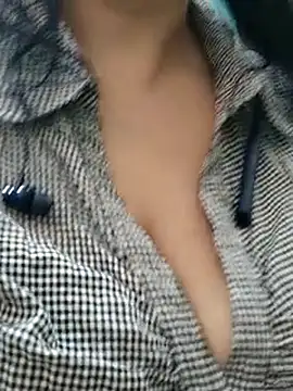 Janvi -Love online show from September 2025 05:45:02 AM