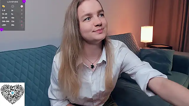 Snapshot of KerenFurguson chatting on October 2025 06:53:01 PM KerenFurguson online show from October 2025 06:53:01 PM