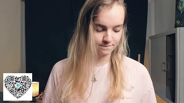 KerenFurguson online show from October 2025 07:24:02 PM