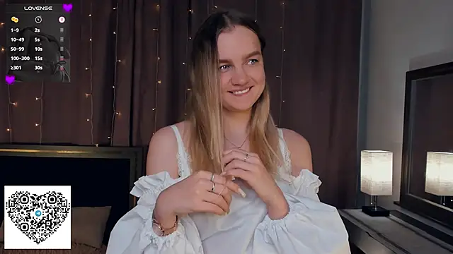Snapshot of KerenFurguson chatting on September 2025 07:43:02 PM KerenFurguson online show from September 2025 07:43:02 PM