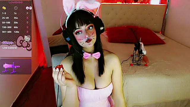 Lunyhose online show from October 2025 09:00:01 PM