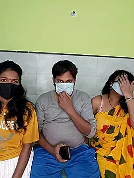 Snapshot of kamini_bhabhi chatting on December 2025 01:23:01 PM kamini bhabhi online show from December 2025 01:23:01 PM