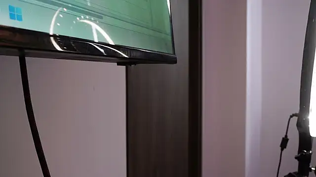 natasha vesper online show from November 2025 12:52:02 PM