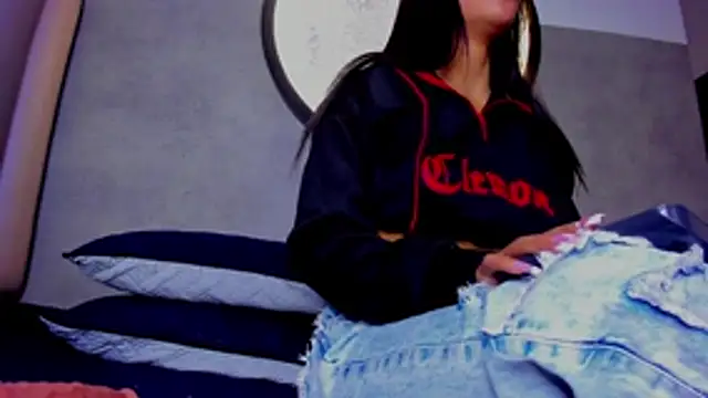 honny 23 online show from March 2026 07:37:01 PM