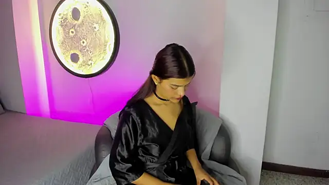 Miaa Rosse online show from September 2025 11:39:02 AM
