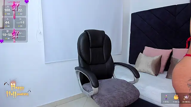 Snapshot of kate_lua chatting on October 2025 12:28:01 PM kate lua online show from October 2025 12:28:01 PM