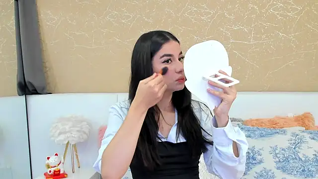 MiaDunoff online show from September 2025 09:32:02 PM