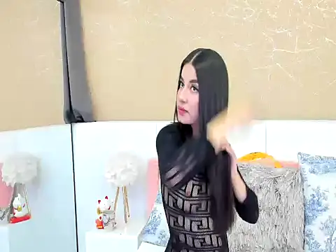 MiaDunoff online show from September 2025 10:04:02 PM