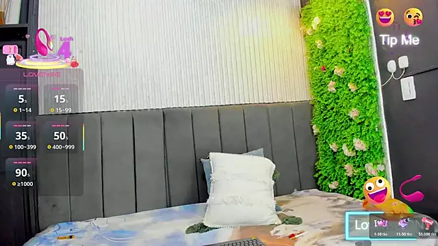 Skarlett hot  online show from November 2025 08:19:01 PM