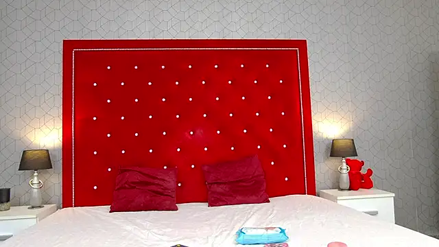 CherrySin online show from February 2026 08:37:01 PM