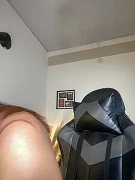 RedVelvet Dream online show from November 2025 08:12:01 PM