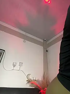 RedVelvet Dream online show from September 2025 10:37:02 PM