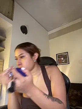 RedVelvet Dream online show from November 2025 08:35:02 PM