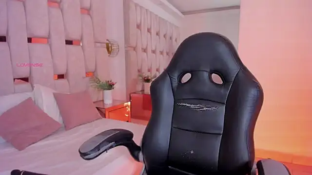 charlotte line online show from November 2025 05:13:02 PM