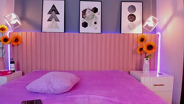 Nina Ford online show from November 2025 03:28:02 AM