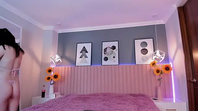 Nina Ford online show from November 2025 03:01:02 AM