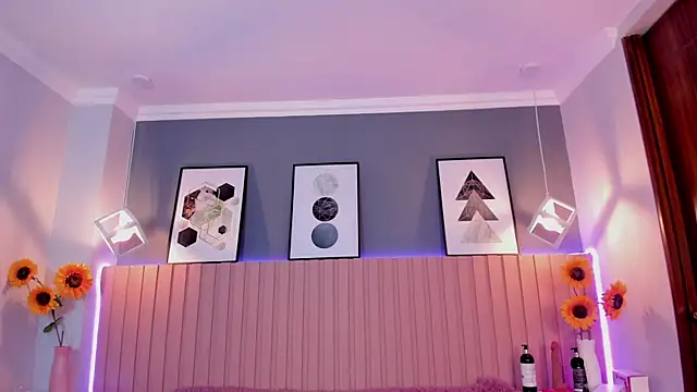 Nina Ford online show from March 2026 03:23:01 AM