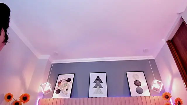 Nina Ford online show from March 2026 10:33:02 PM