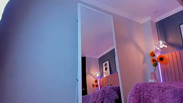 Nina Ford online show from November 2025 02:59:02 AM