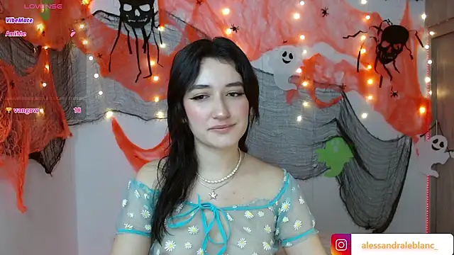 AlessandraLB online show from September 2025 10:33:01 AM