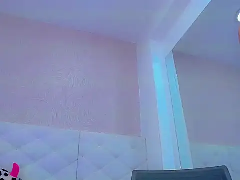 hanna sweett34 online show from October 2025 05:17:02 AM