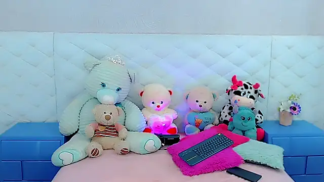 hanna sweett34 online show from November 2025 04:19:02 PM