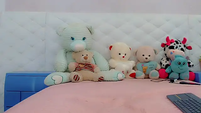 hanna sweett34 online show from December 2025 03:14:02 PM