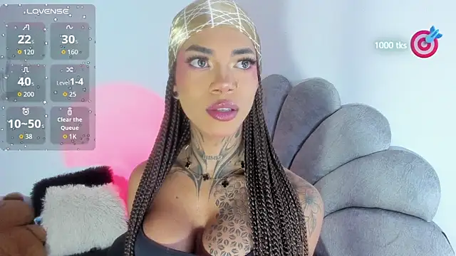 michell danna online show from December 2025 09:51:01 PM