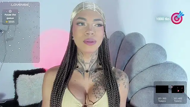 michell danna online show from December 2025 09:23:01 AM