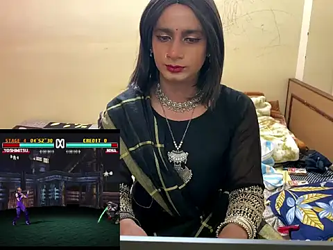 LuvLayla online show from December 2025 06:38:02 AM