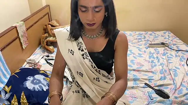 LuvLayla online show from February 2026 08:05:02 PM