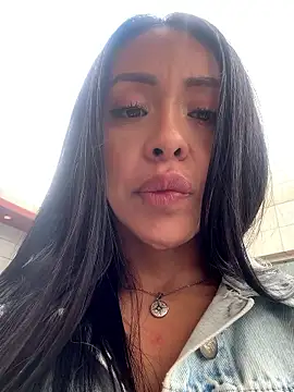 MarianaSandoval27 online show from November 2025 05:34:02 PM